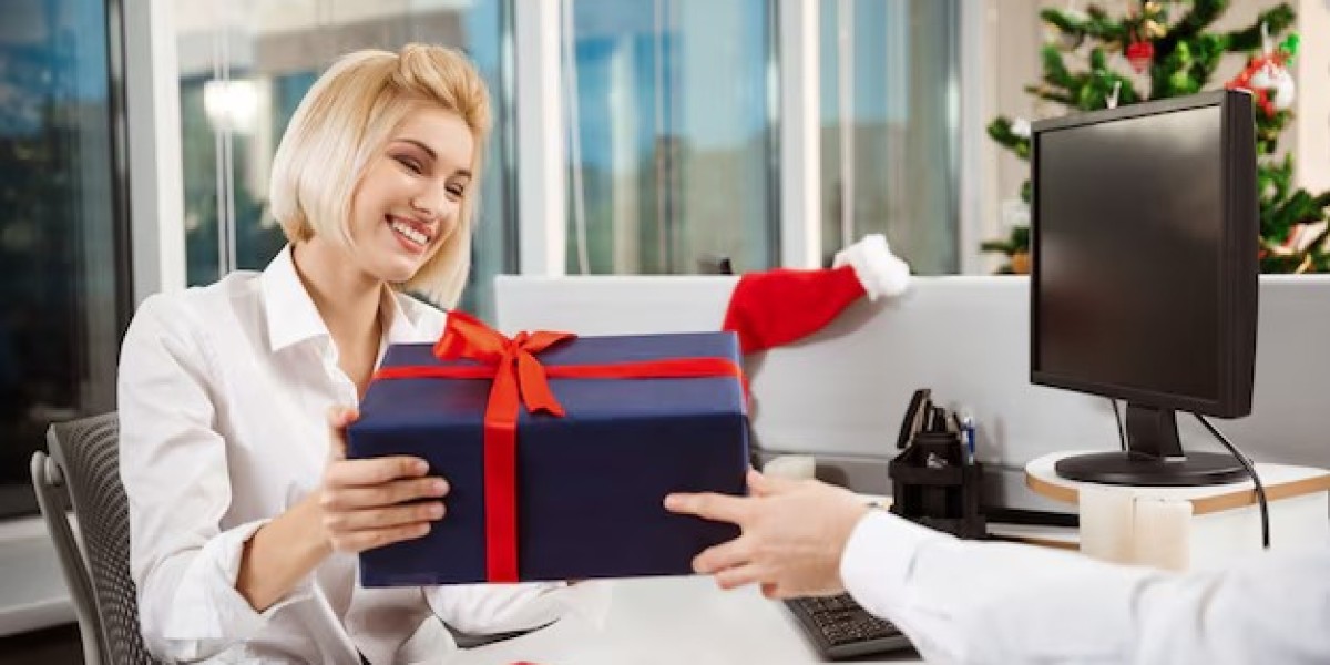 The Ultimate Guide to Corporate Gifts in Singapore