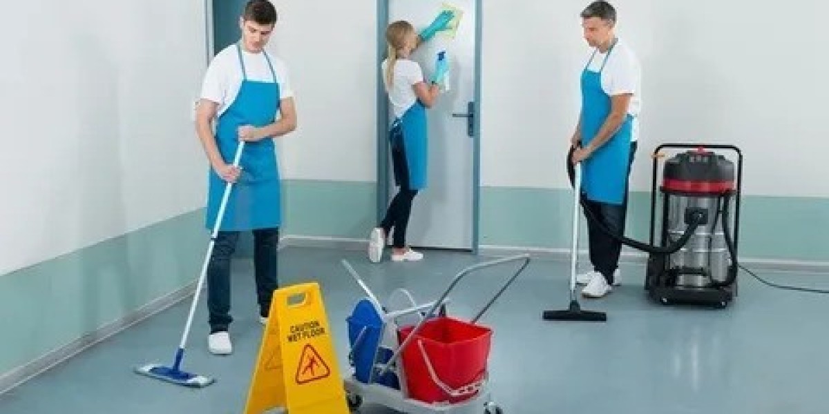 Book Your top-rated cleaning services Dubai & Abu Dhabi with Urban Mop’s expert home & office cleaners