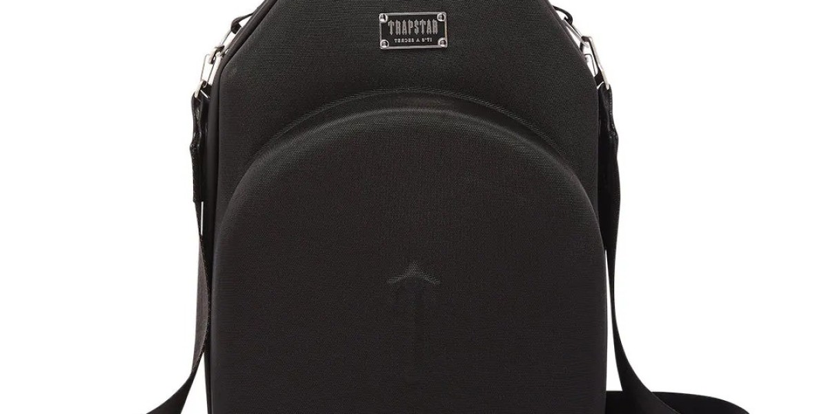 Giacca Trapstar: Guida Completa per uno Stile Unico