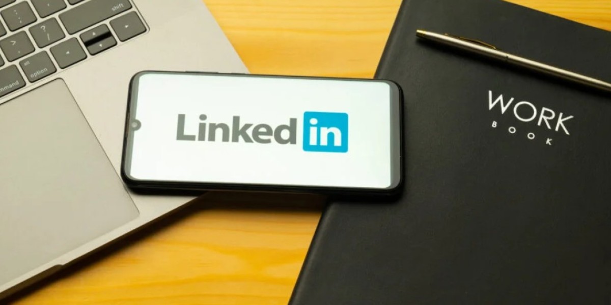 LinkedIn Marketing: A Complete Guide to Growing Your Business