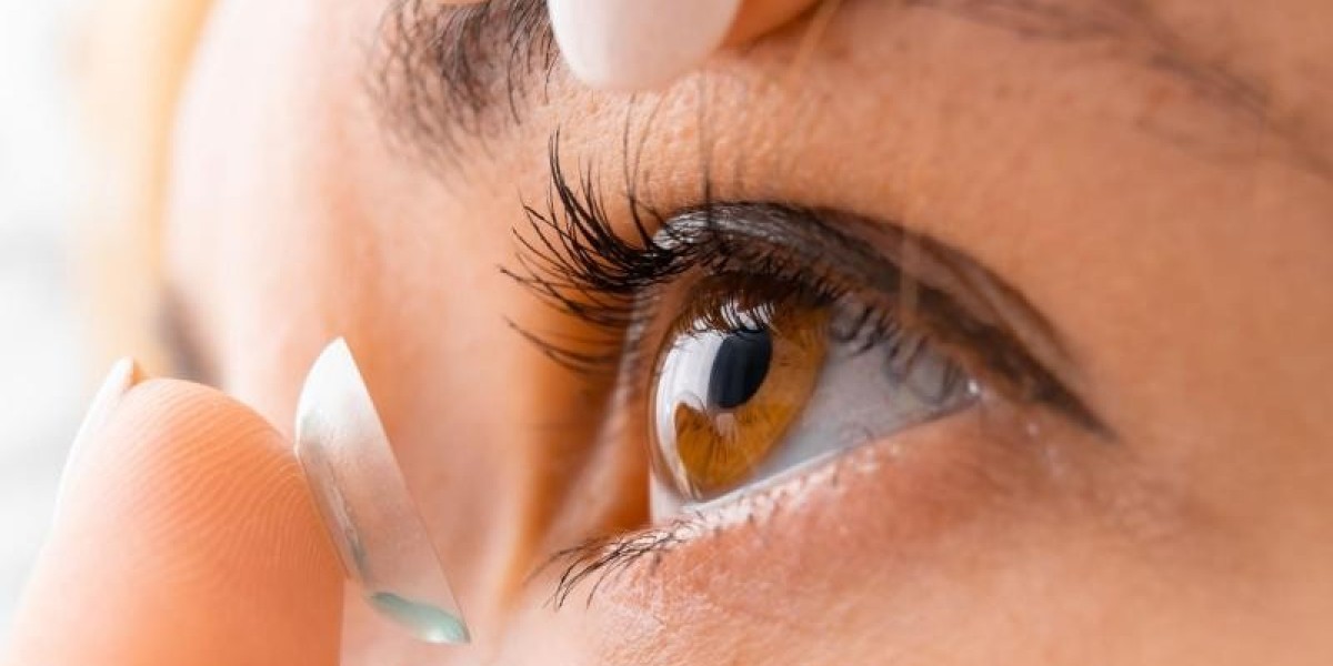 Regulatory Challenges and Opportunities in the Contact Lens Market
