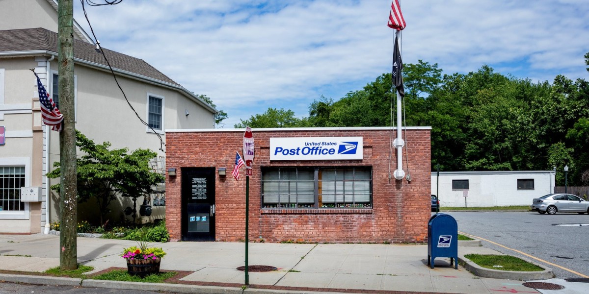 The Postal Spot: Offering Ground Advantage USPS Shipping in Houston, TX