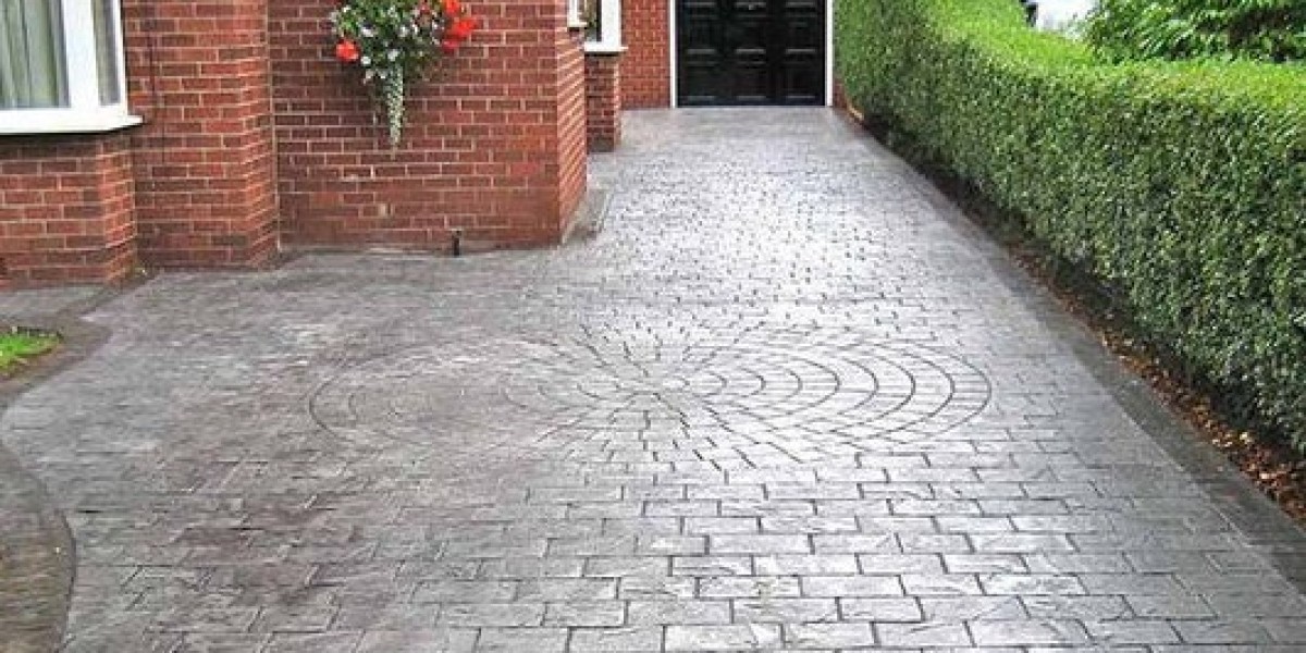 Concrete Driveways: The Durable, Stylish, and Sustainable Choice for Your Home