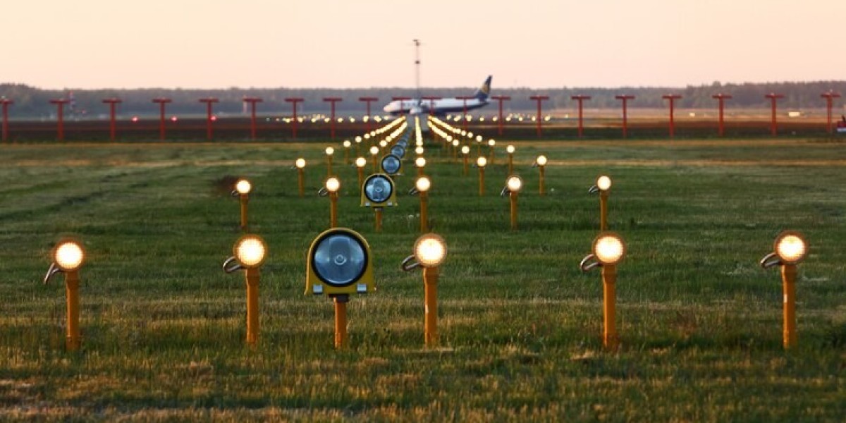 The Bright Future of Japan’s Solar Street Light Market: Opportunities and Innovations
