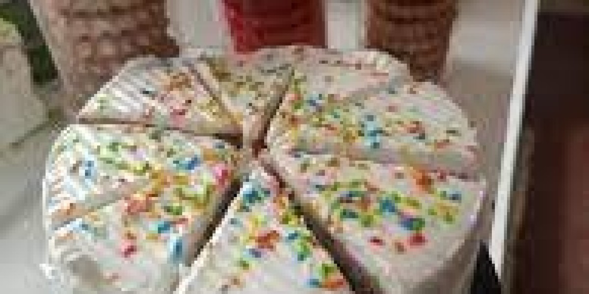 Creating Memorable Moments with Customized Cakes: Ideas for Every Occasion