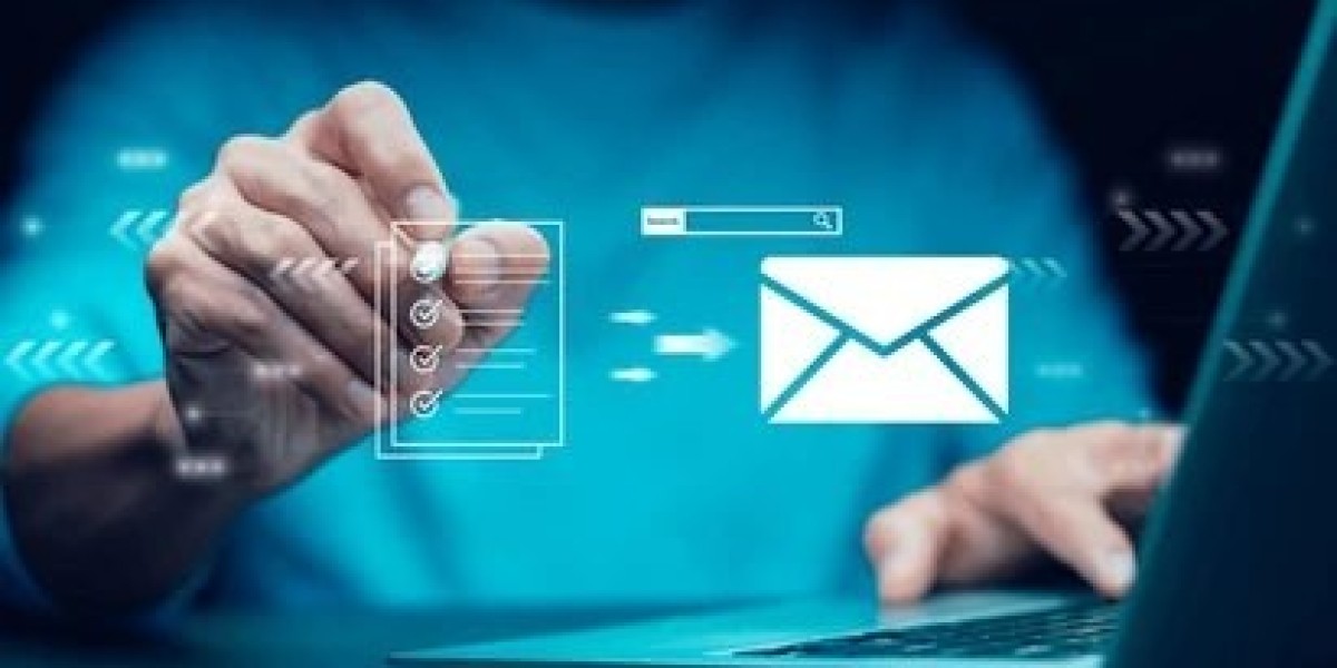 Why SMS Marketing Still Works for Businesses in Dubai?