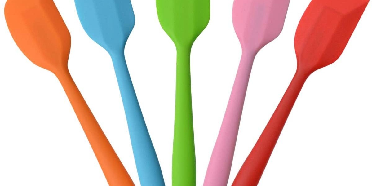 How to Clean Spatula and Remove Odors Effectively