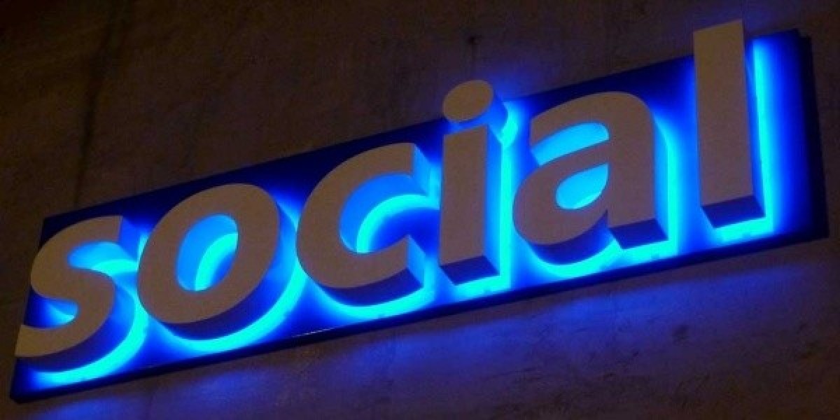 Why Illuminated Signs Are the Brightest Choice for Businesses