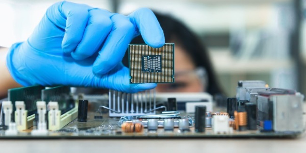 Semiconductor Chemicals Market Expansion Fueled by Increasing Adoption of AI and IoT Applications