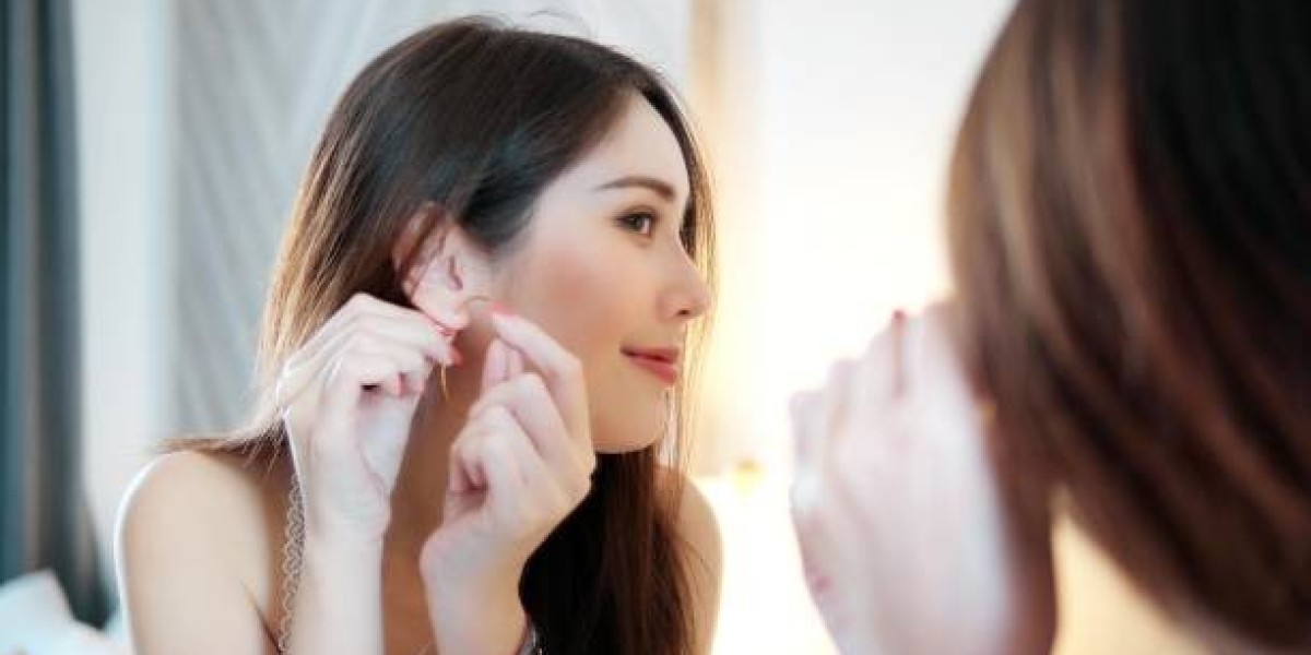 Riyadh Ear Piercing Guide: Best Studios & Tips