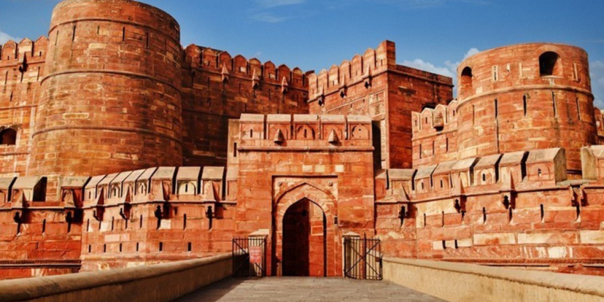 Why You Must Pick the Best Travel Agents In India For An Unforgettable Trip Around India?