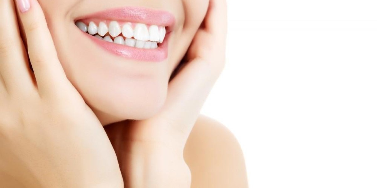 How to Maintain Teeth Whitening in Dubai: A Bright Smile in the City of Gold