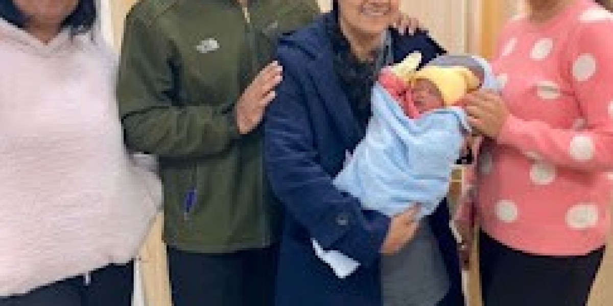 Dr. Pavana – Leading Obstetrician in Noida for Exceptional Maternity Care