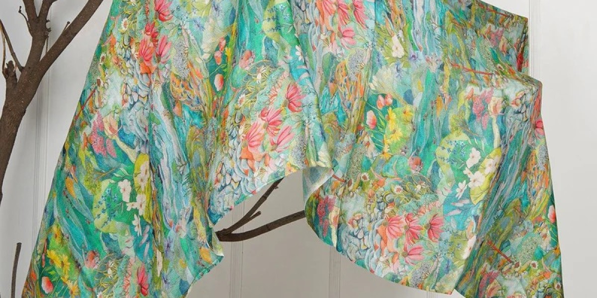 Examine Stylish Silk Scarves for Comfort and Timeless Style
