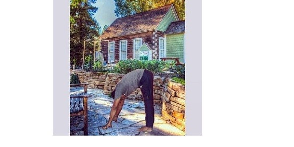 Join Anushasan Yogpeeth's Transformative Yoga Classes Today!