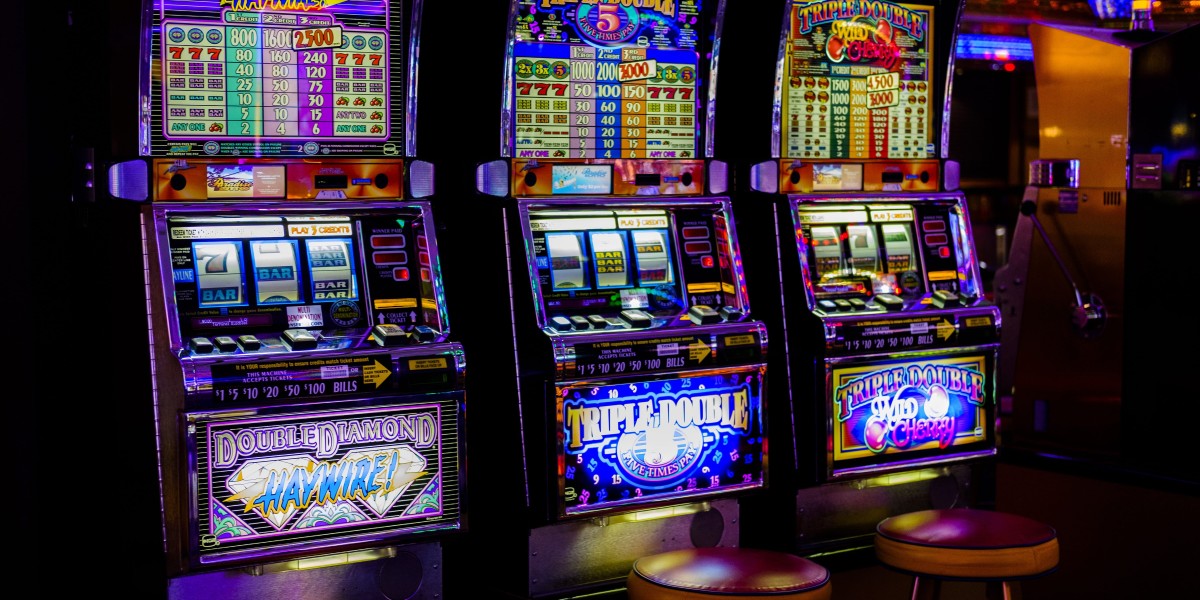Penyedia Slot Terlengkap: Menyajikan Pengalaman Bermain yang Tak Tertandingi