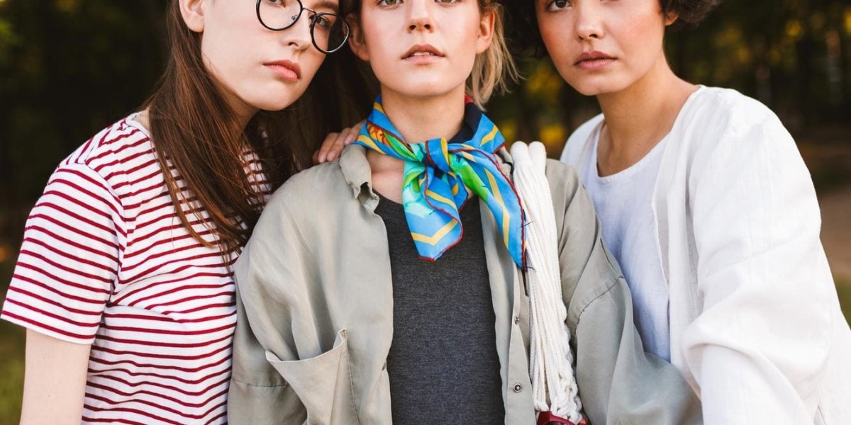 Gen Z Fashion Trends 2025: Bold, Sustainable, and Unapologetically You