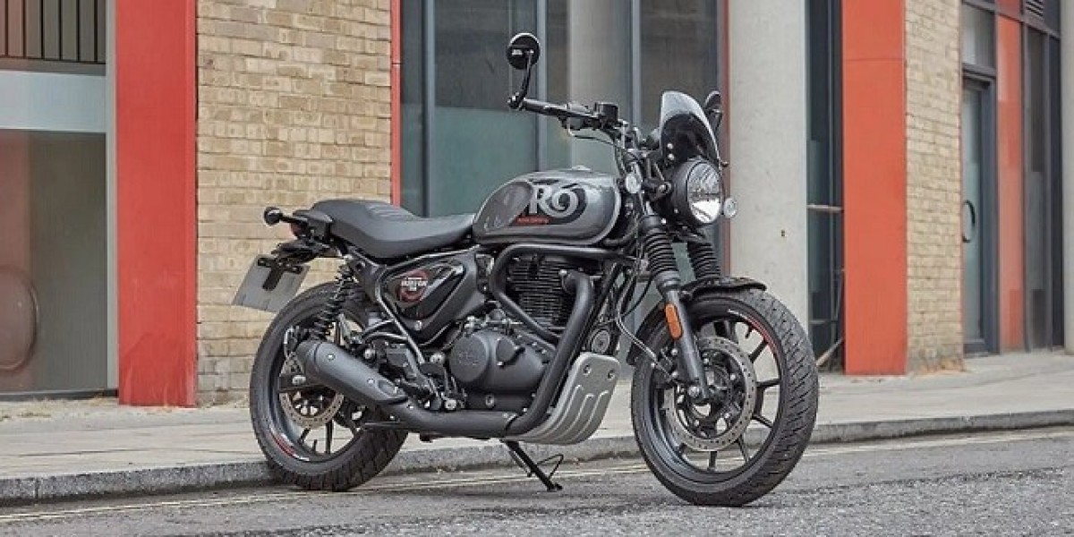 Royal Enfield vs Triumph: Which One Is for You?