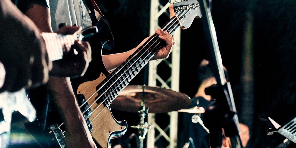 Singapore Wedding Live Bands: Customizing Your Music with Grace Atelier's Help