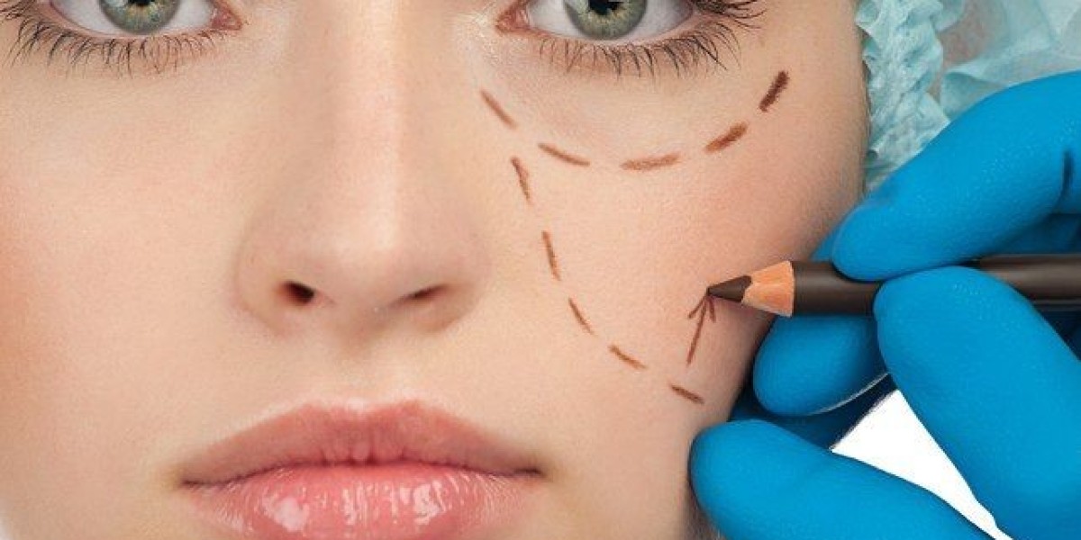 جراحة تجميلية دقيقة مع أشهر الأطباء بالرياض
