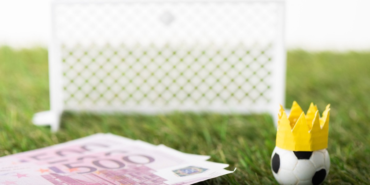 The Future of Online Betting: Trends, Regulations, and Responsible Play