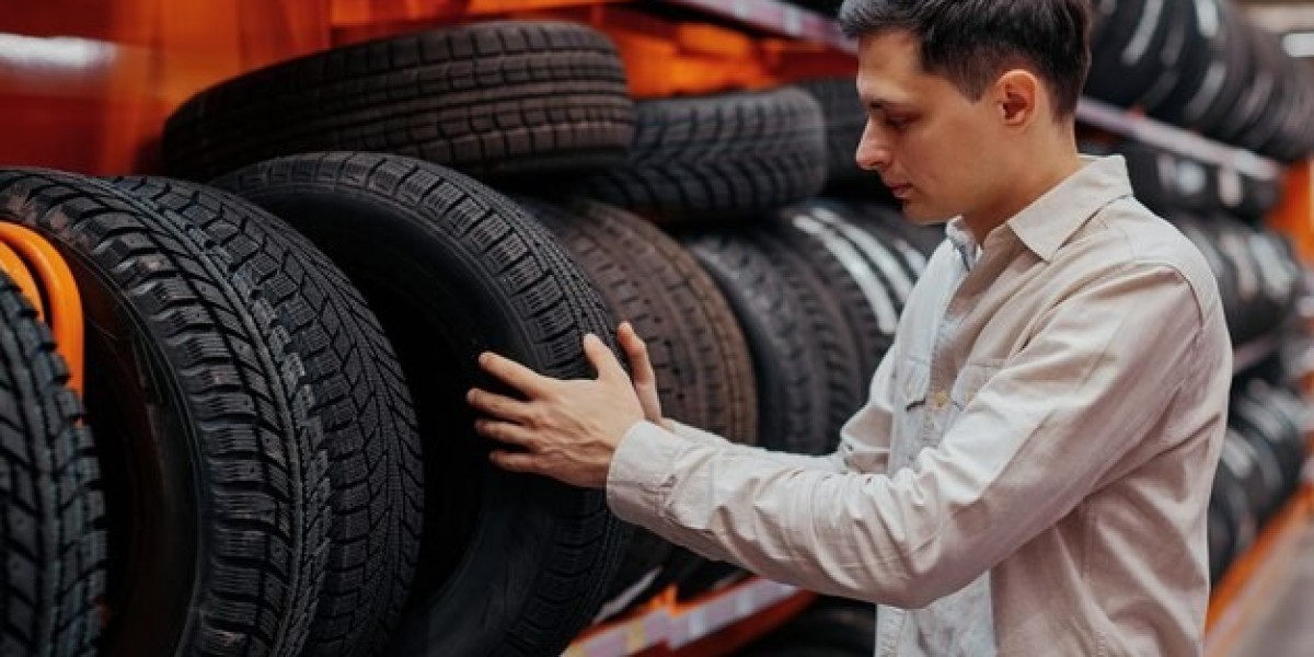 24/7 Mobile Tire Replacement – Immediate Help When You Need It