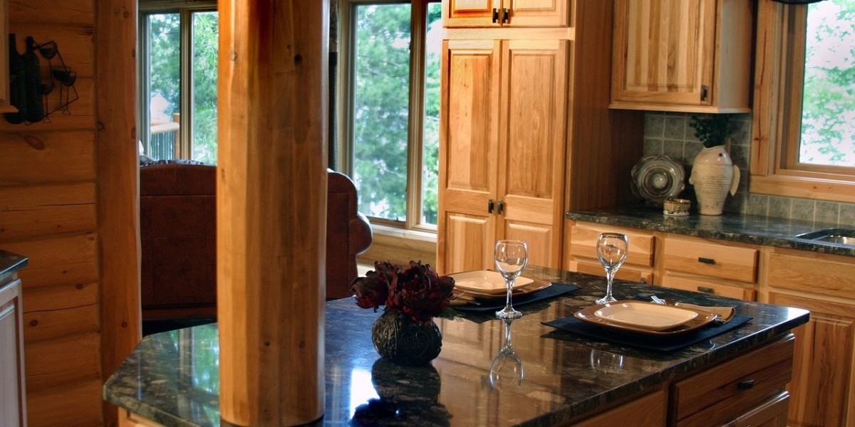 Engineered Quartz vs. Engineered Stone Countertops: Which One Is Right for Your Kitchen?