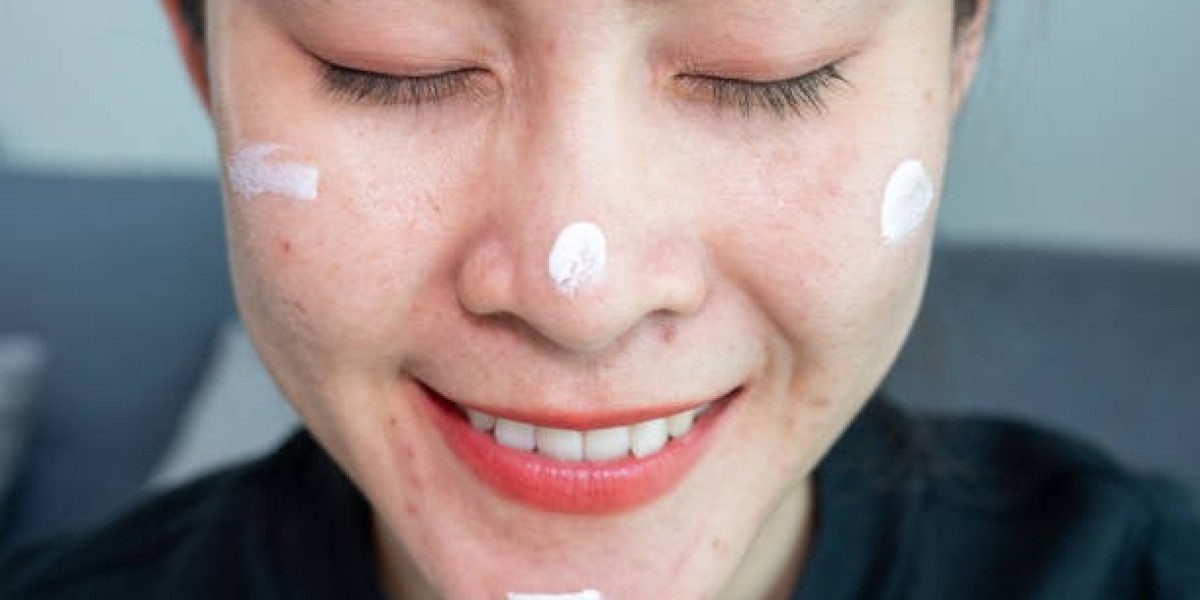 Get the Glow Naturally: Best Organic Glowing Skin Products