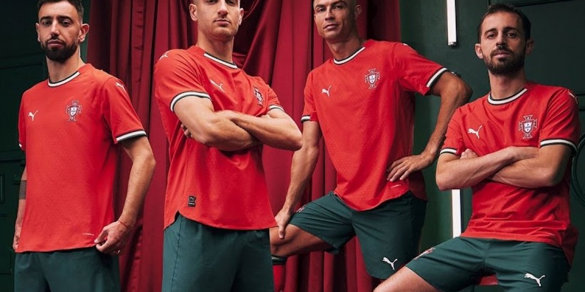 Het nieuwe Portugal 2025/26 Rood Thuis Shirt te Koop