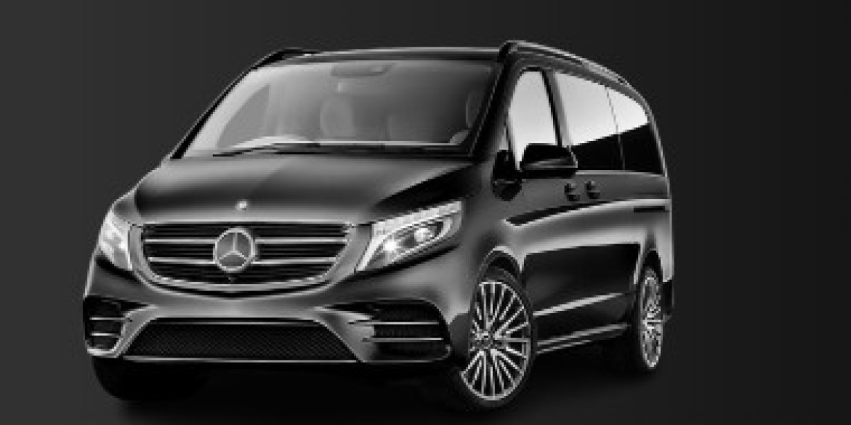 Luxury Airport and Port Transfers in Rome – Experience the Finest Private Car Service