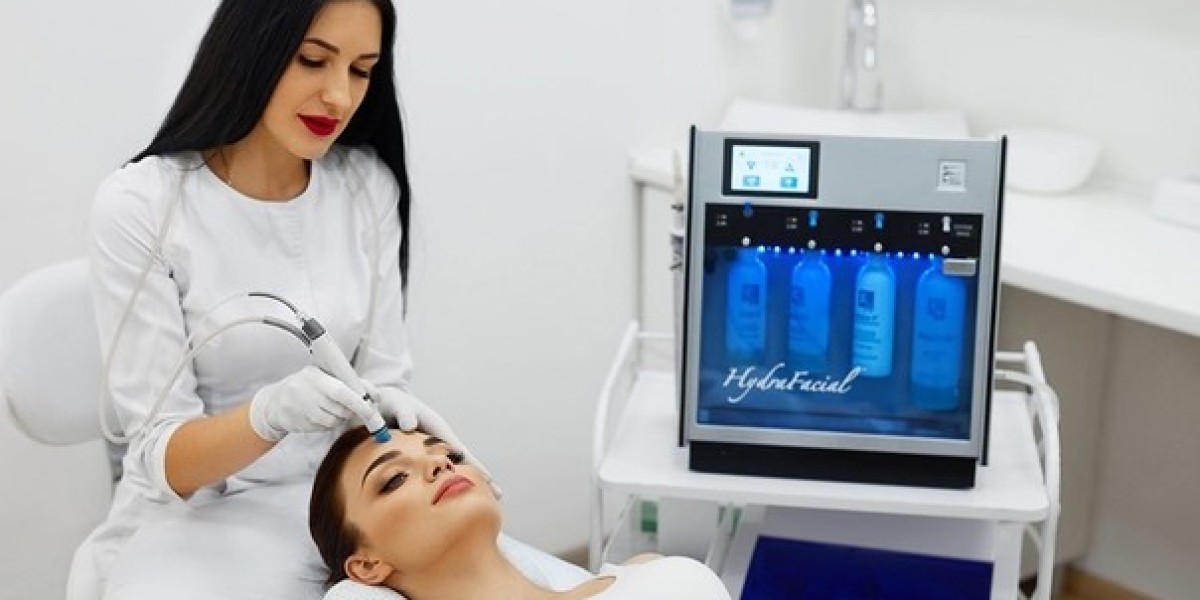 Can Every Skin Type Safely Get a Hydrafacial?