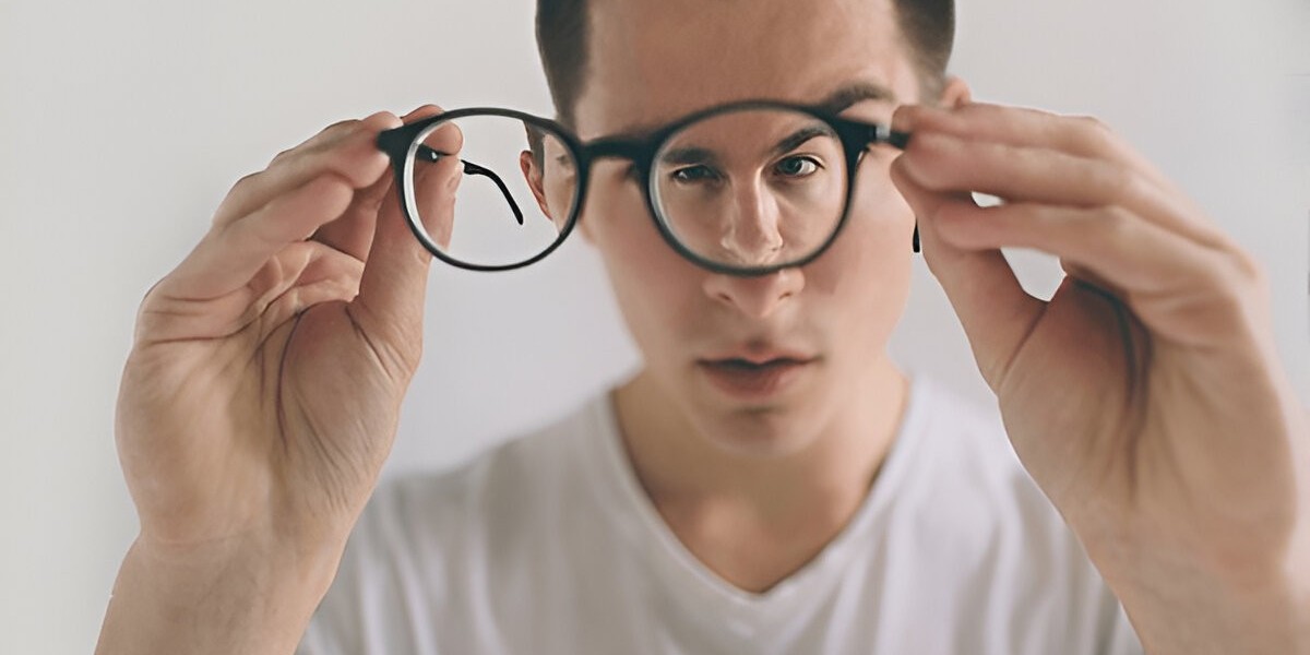 Looking for the Best Cataract Hospital in Bathinda? Visit Vasu Eye Institute & Skin Centre
