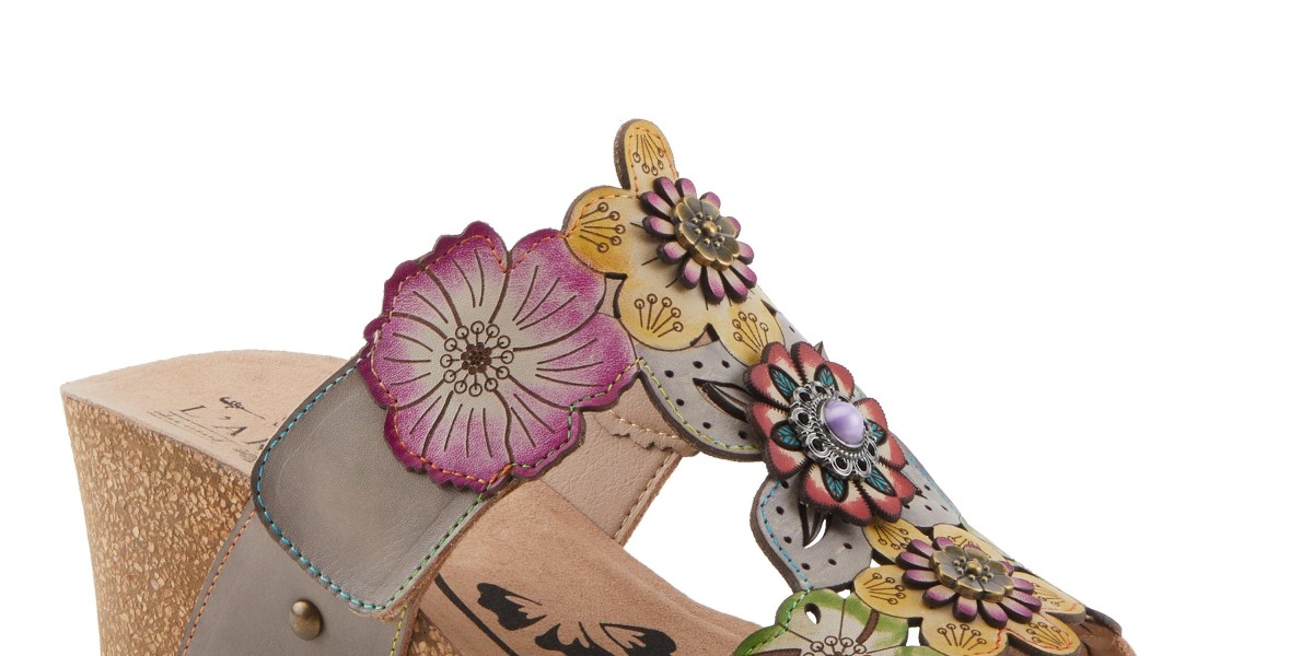 Why Choose Women’s Wedge Sandals, Flat & Cheap Options?