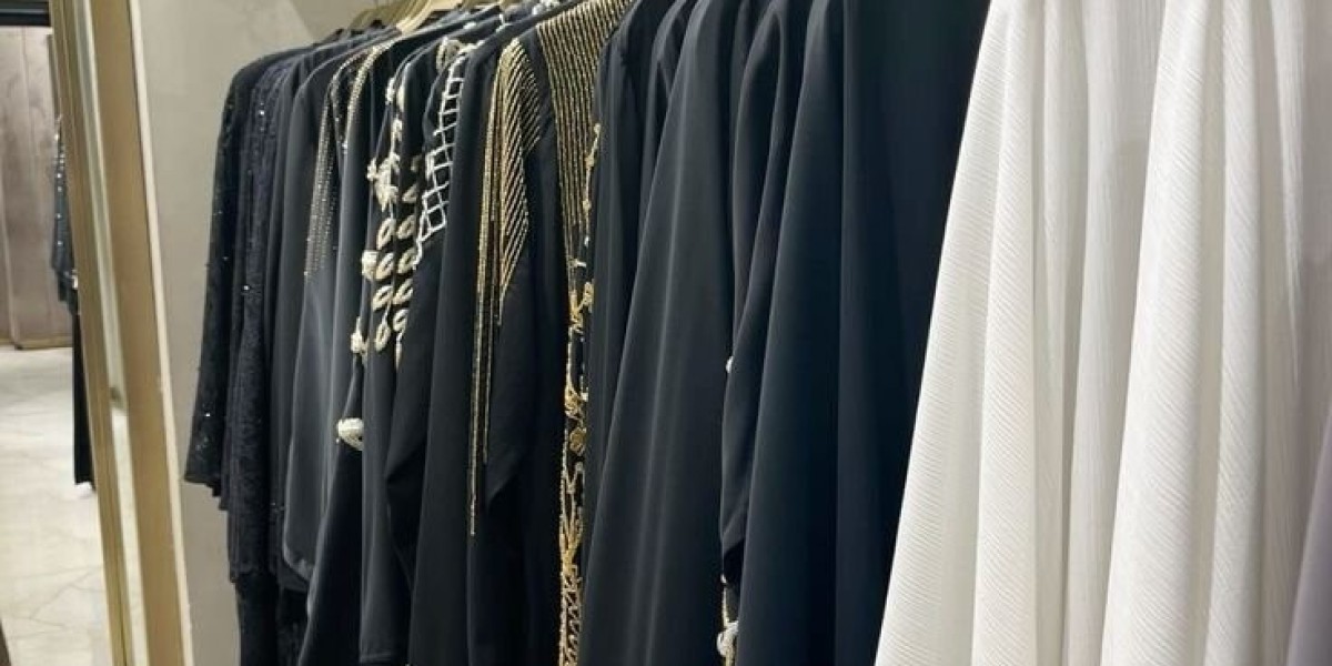 Exploring the Latest in Modest Fashion: New Abaya Design Trends and Style Statements