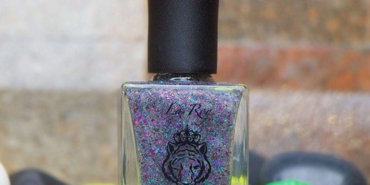 Buy Nail Polish Online – Luxe, Long-Lasting Color Awaits