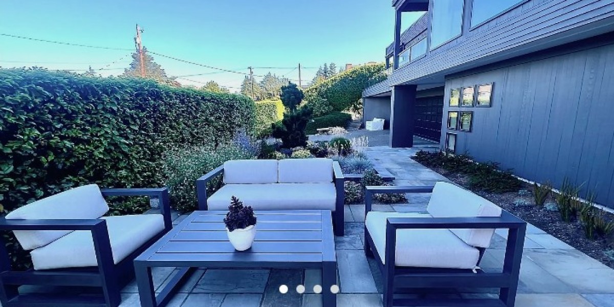 Coaching You Toward a Drought-Tolerant, Vibrant Outdoor Space