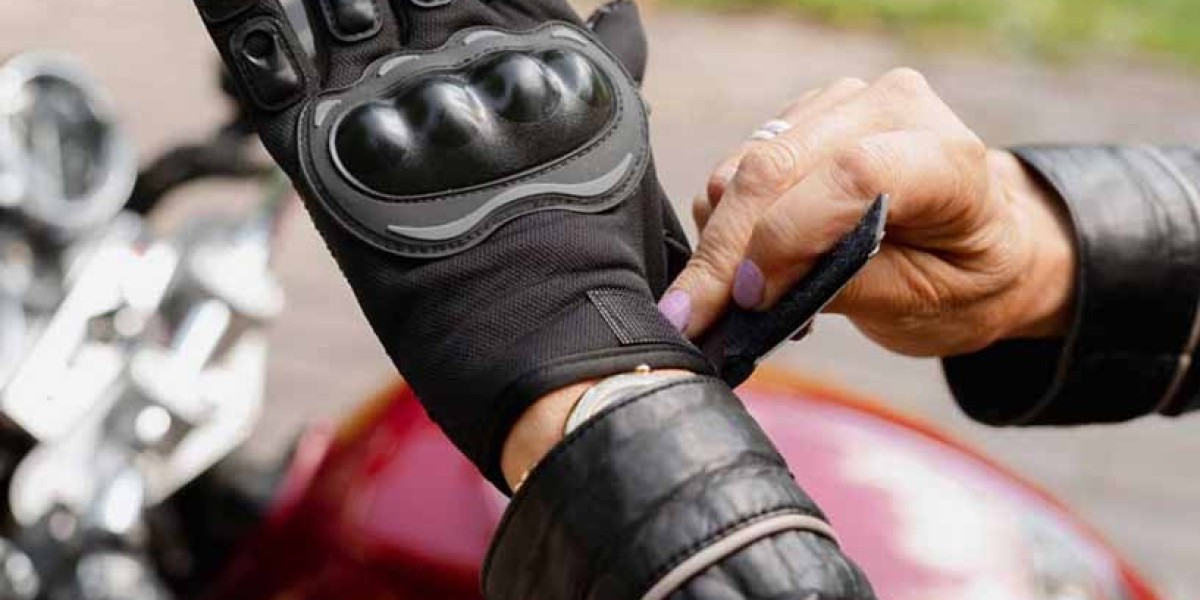 5 Key Features to Look for in Leather Motorcycle Gloves