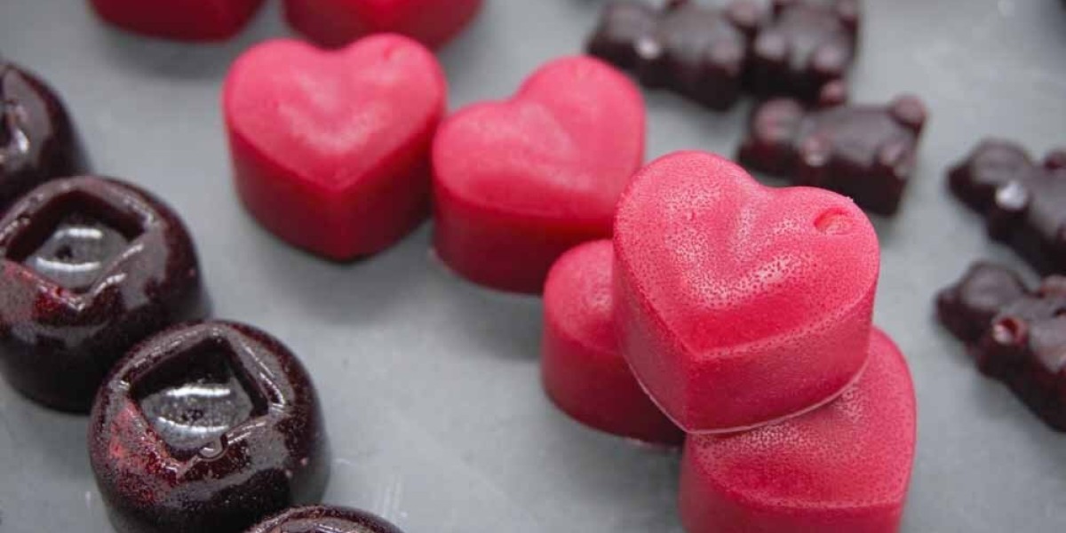 Beet Gummies Market Segmentation by Form, Flavor, and Distribution Channel