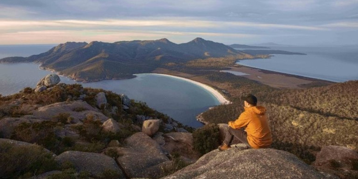 Bay of Fires Tours: Tasmania’s Most Breathtaking Escape
