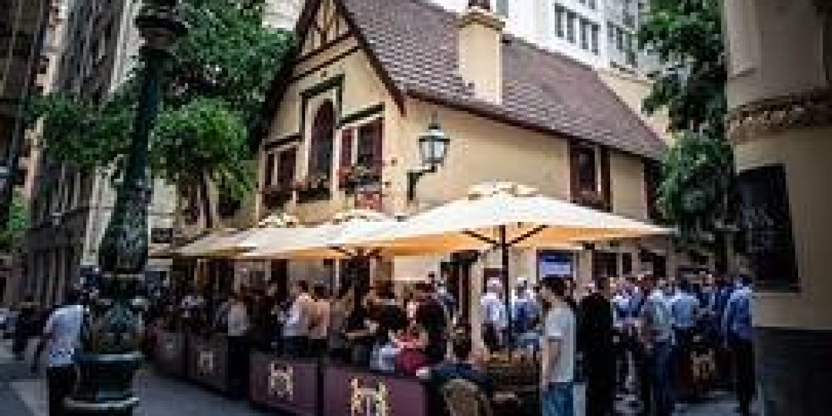 Discover the Best Tavern in Melbourne – Experience the Charm of Mitre Tavern