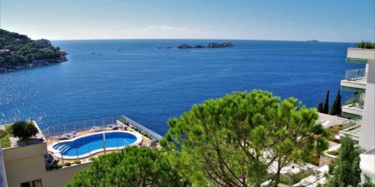 The Elevated Escape: Dubrovnik Villas with Pools