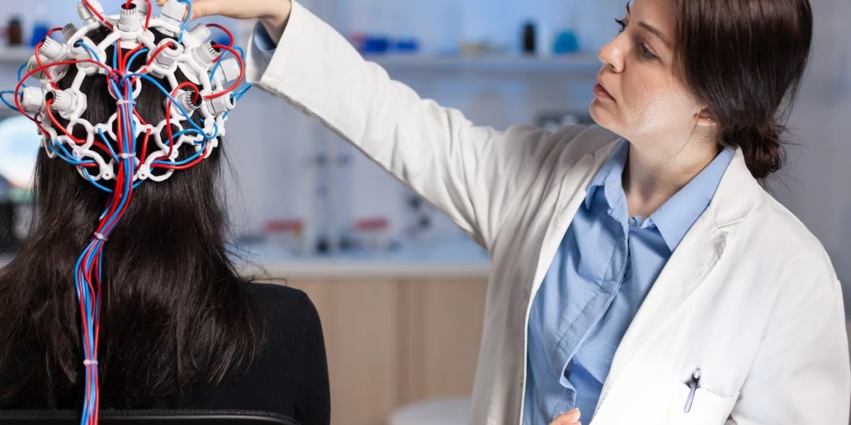 France Neuroendocrine Tumor Treatment Market Outlook: Growth Drivers and Forecasts