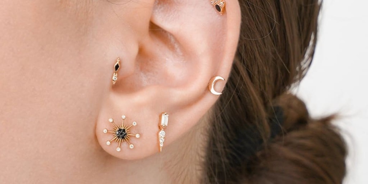 Is Ear Piercing Painful? Dubai’s Experts Answer