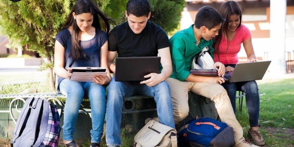 Unlock Success Early with Polytechnic Diplomas