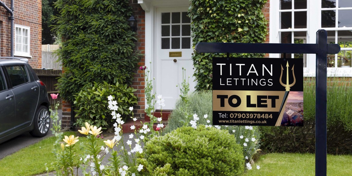 Maximise Branding with V Boards: Estate Agent Signage Tips
