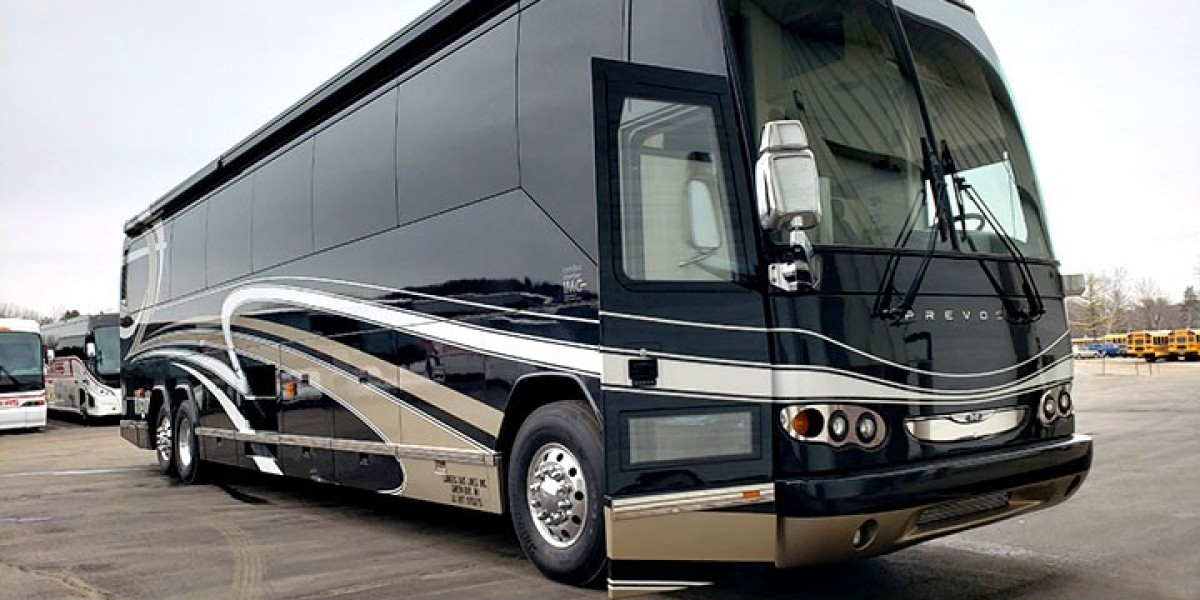 What are the top-rated charter bus rental services in Washington, D.C.?