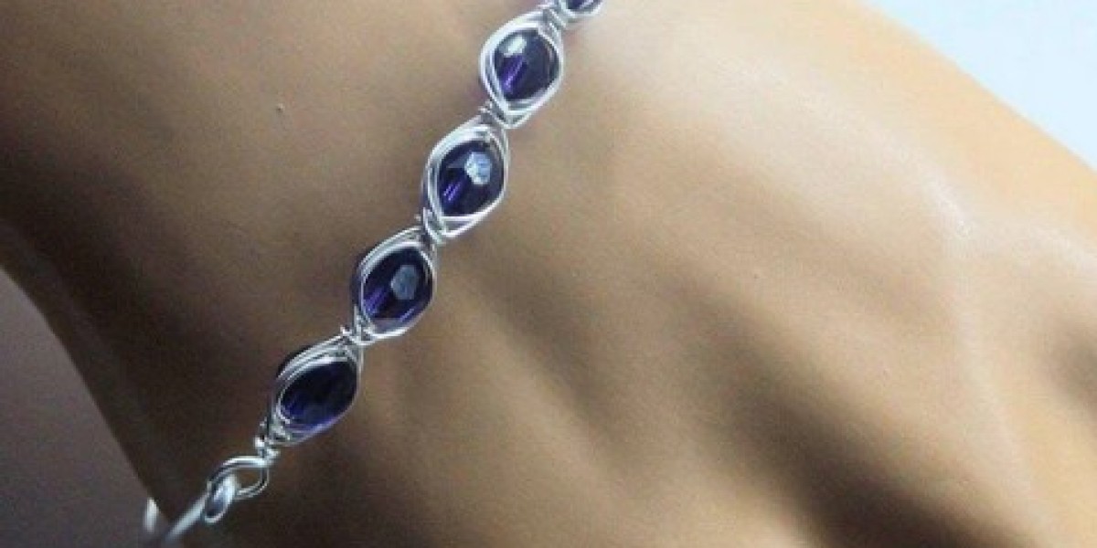Elevate Your Style: The Allure of Crystal Bar Bangle Bracelets
