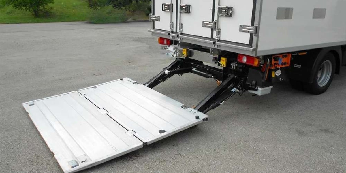 Tail Lift Market Adoption Trends in Commercial Vehicles