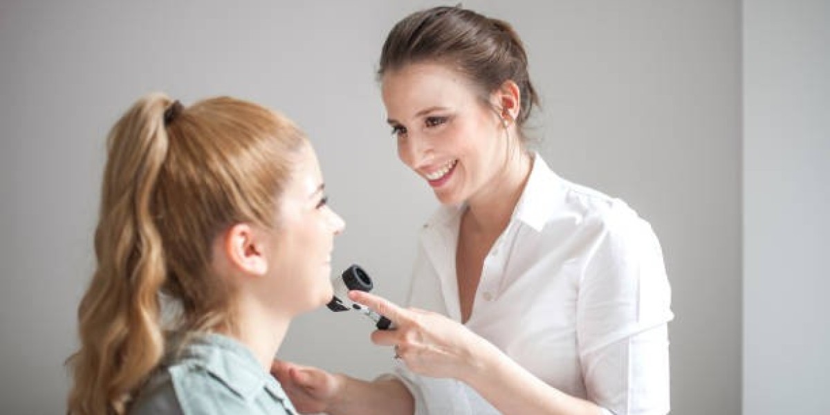 Dermatologists in Riyadh Solving Thinning Hair & Dandruff