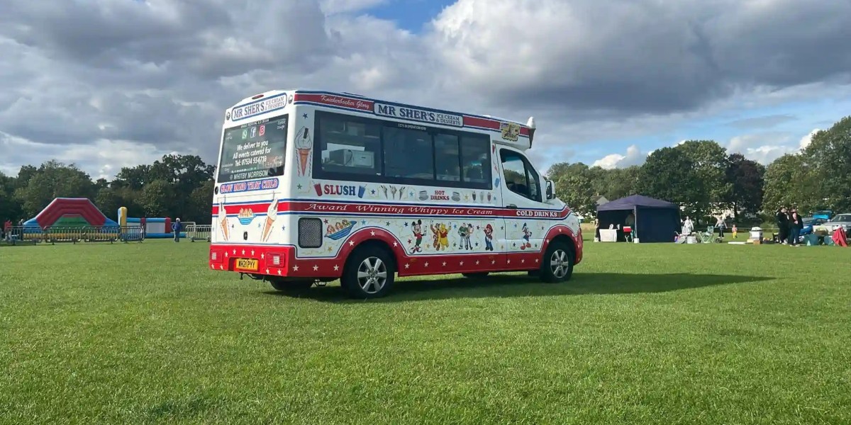 Mr Sher's Ice Cream Van Hire Bedfordshire – Serve Your Guests Delicious Treats
